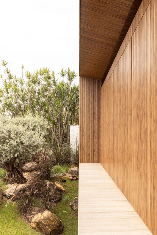 Casa EJ / Leo Romano - Imagen 9 de 43
