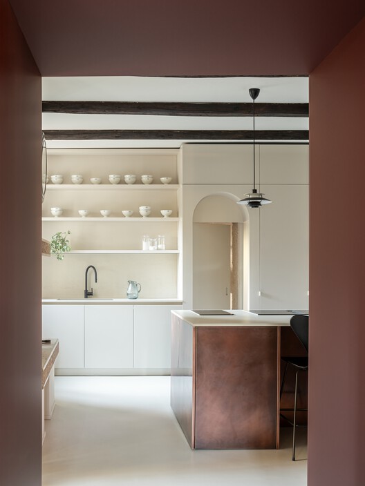 Villa Il Bel Canto / CLAB Architettura - Interior Photography, Kitchen, Wood, Lighting, Shelving, Glass, Countertop