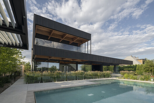 Residence Terrebonne / Saucier + Perrotte architectes - Image 9 of 35
