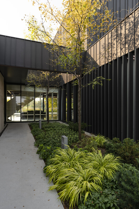 Residence Terrebonne / Saucier + Perrotte architectes - Image 12 of 35