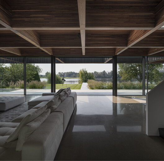 Residence Terrebonne / Saucier + Perrotte architectes - Interior Photography, Living Room, Wood, Beam