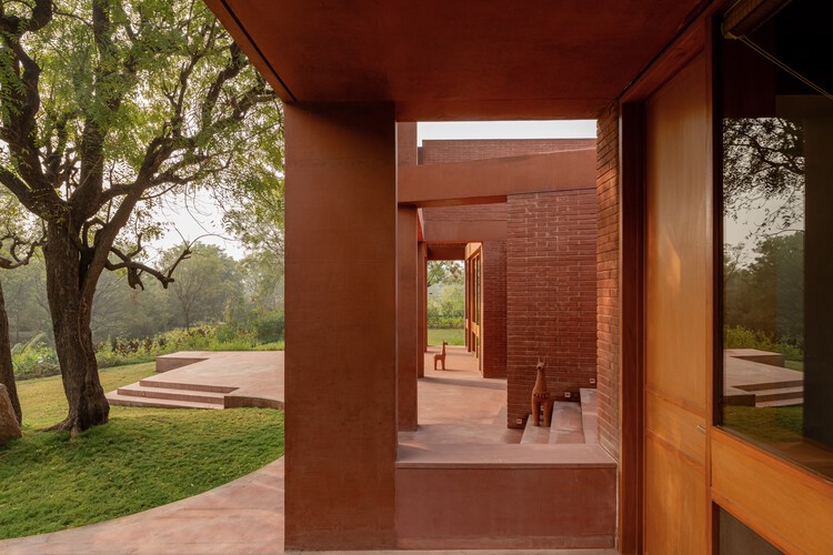 Casa em Alloa Hills / Studio Sangath - Imagem 18 de 23