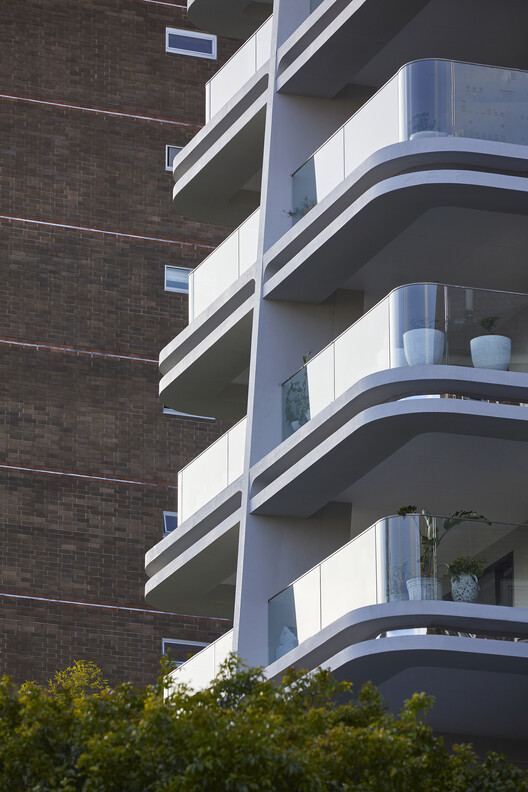 Pointe Living Apartment / Luigi Rosselli Architects - Image 13 of 38