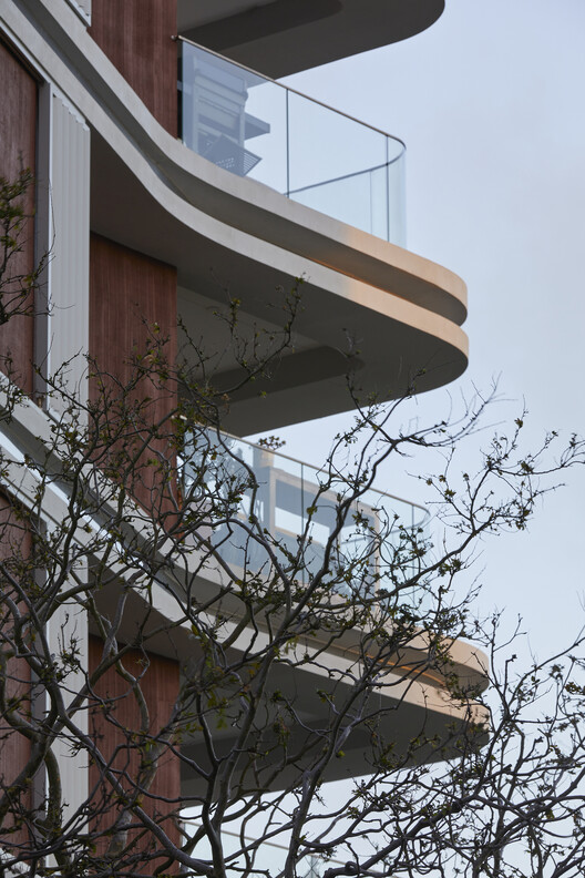Pointe Living Apartment / Luigi Rosselli Architects - Image 12 of 38