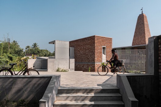 Ganga Leheri Temple / Abin Design Studio - Exterior Photography, Brick