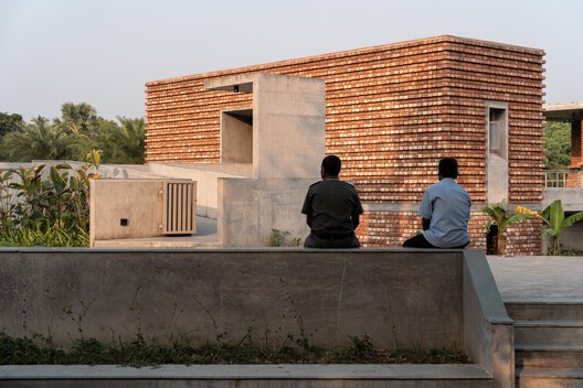 Ganga Leheri Temple / Abin Design Studio - Exterior Photography, Brick