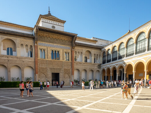 Seville Architecture City Guide: 21 Projects Tracing the Layers of an Andalusian City - Image 12 of 24