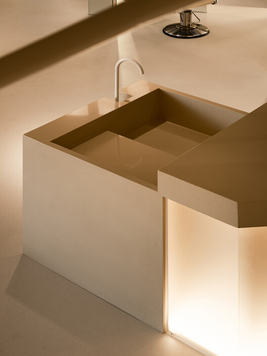 Cher's Hair Salon / DualSpace Studio - Interior Photography, Sink