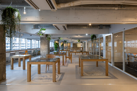 Earth Centric Design Lab / Takeshi Hosaka Architects - Interior Photography, Dining room, Glass