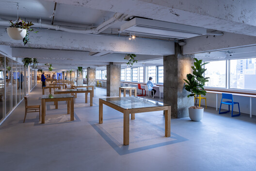 Earth Centric Design Lab / Takeshi Hosaka Architects - Interior Photography, Dining room, Lighting, Column