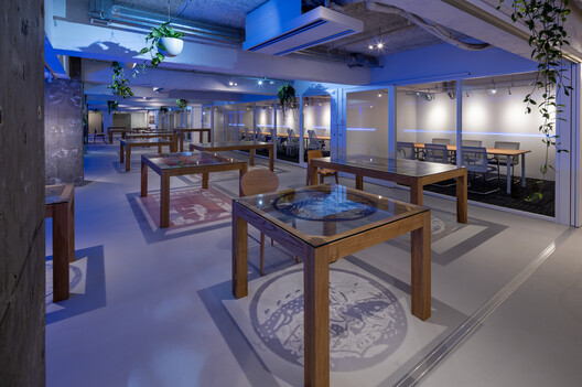 Earth Centric Design Lab / Takeshi Hosaka Architects - Exterior Photography, Lighting, Glass
