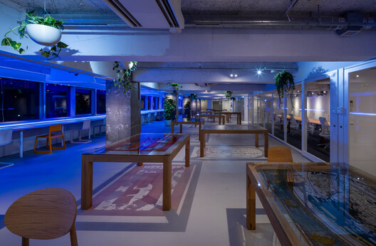 Earth Centric Design Lab / Takeshi Hosaka Architects - Exterior Photography, Lighting, Glass