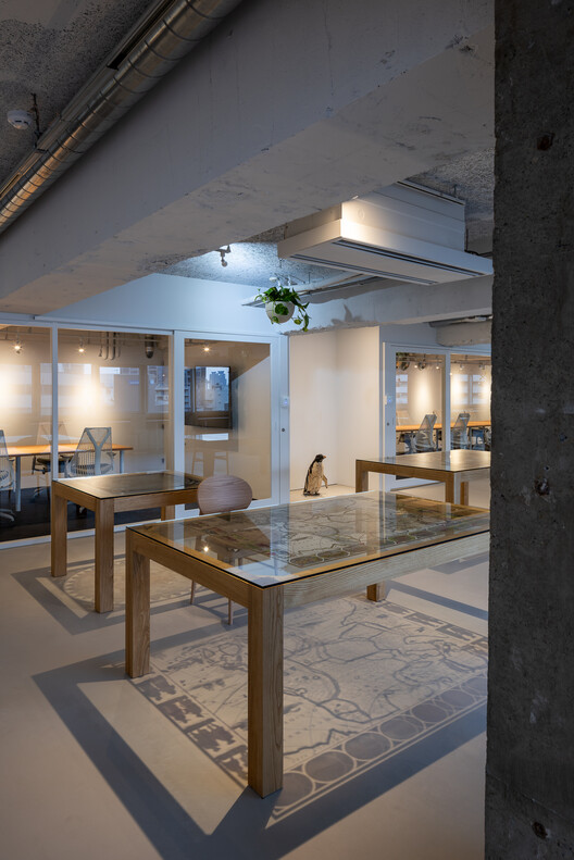 Earth Centric Design Lab / Takeshi Hosaka Architects - Interior Photography, Kitchen, Wood, Lighting, Glass, Chair