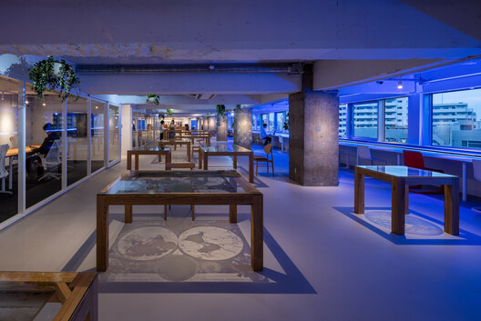 Earth Centric Design Lab / Takeshi Hosaka Architects - Exterior Photography, Lighting, Glass, Column