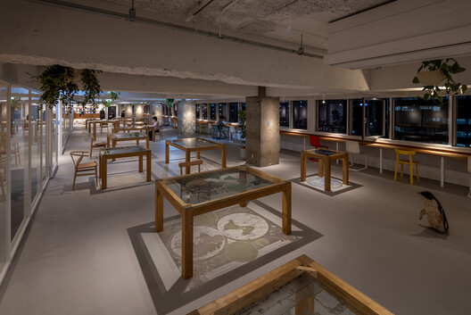 Earth Centric Design Lab / Takeshi Hosaka Architects - Interior Photography, Lighting, Glass, Column