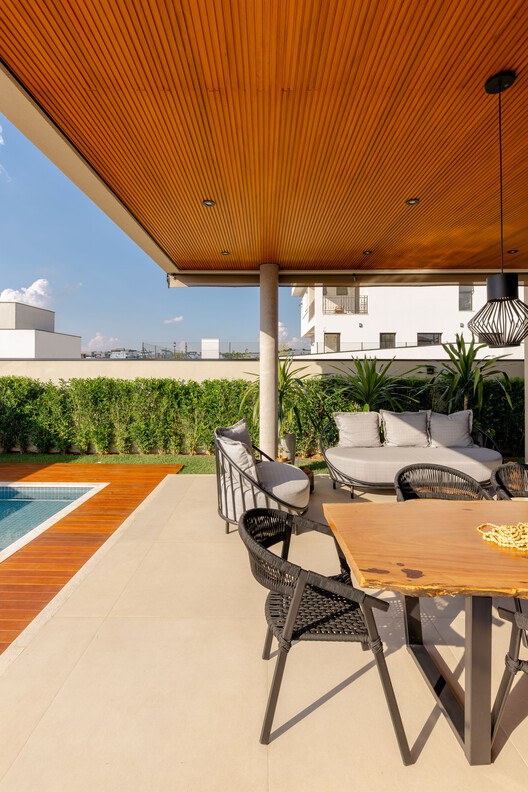 Casa AL / Taguá Arquitetura - Fotografía interior, Comedor, Madera, Balcón, Sillas, Terraza, Patio, Patio interior