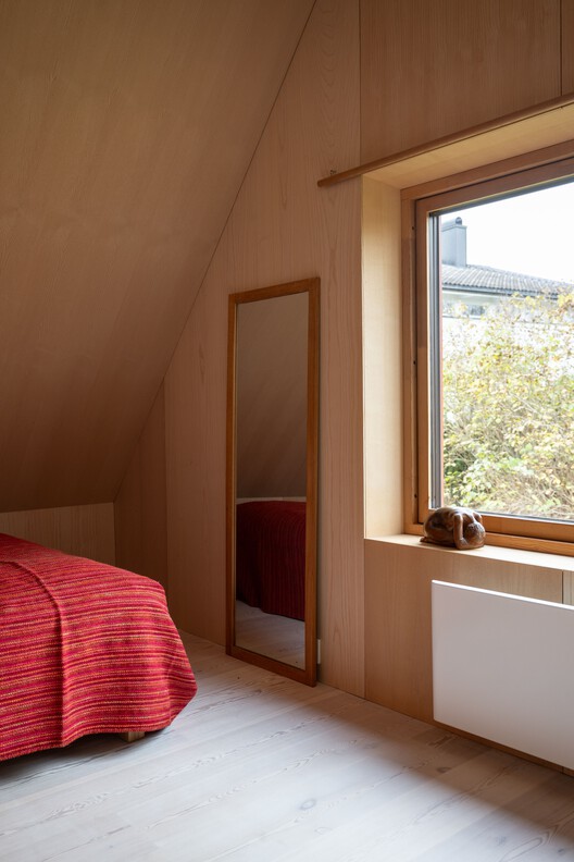 The Red House / MORFEUS arkitekter - Interior Photography, Bedroom, Wood, Lighting