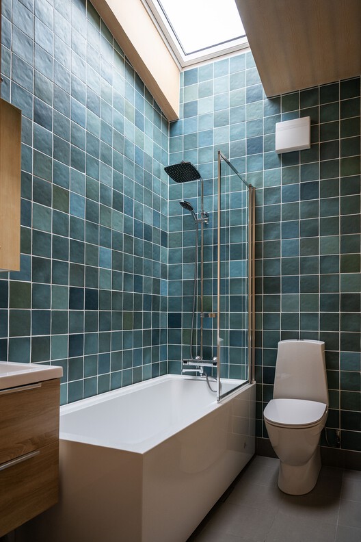The Red House / MORFEUS arkitekter - Interior Photography, Bathroom, Glass, Toilet, Bathtub, Shower, Sink