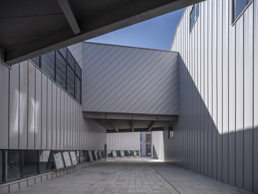 Yue & Yue: Art Museum +  Equestrian Hall / CU Office - Exterior Photography