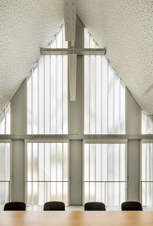 Maintenance and Storage Center T9 Tramway / Ferrier Marchetti Studio - Image 15 of 27