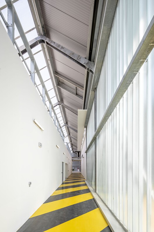 Maintenance and Storage Center T9 Tramway / Ferrier Marchetti Studio - Image 12 of 27