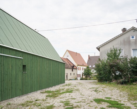 Casa atelier en Bobingen / Ludwig Zitzelsberger Architekt - Fotografía exterior