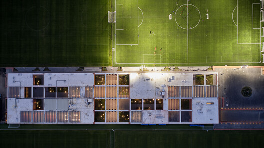 Academia Atlas / Sordo Madaleno Arquitectos - Imagen 24 de 37