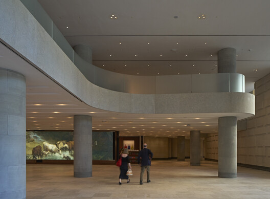 英国国家美术馆塞恩斯伯里翼楼改造 / Selldorf Architects - 室内图, 具体的, 玻璃