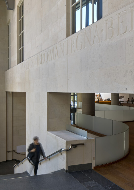 英国国家美术馆塞恩斯伯里翼楼改造 / Selldorf Architects - 室内图