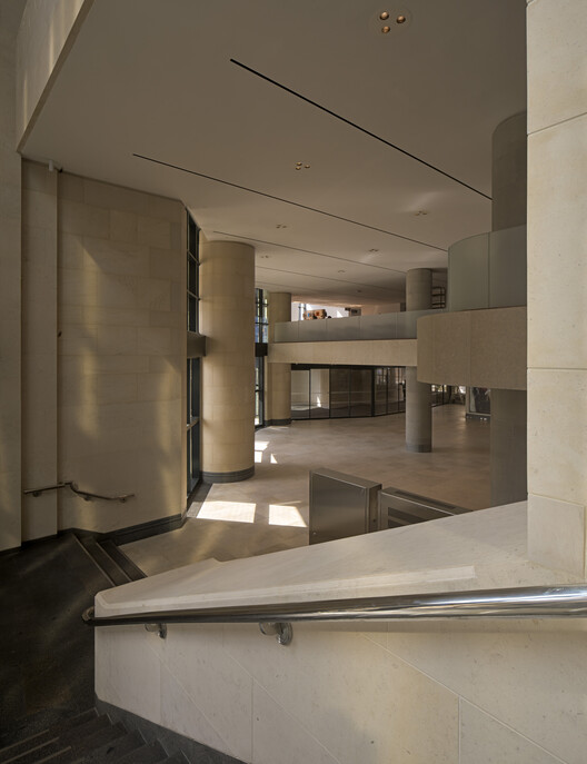 英国国家美术馆塞恩斯伯里翼楼改造 / Selldorf Architects - 11 的图像 32