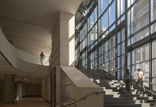 英国国家美术馆塞恩斯伯里翼楼改造 / Selldorf Architects - 室内图, 楼梯, 玻璃, 钢
