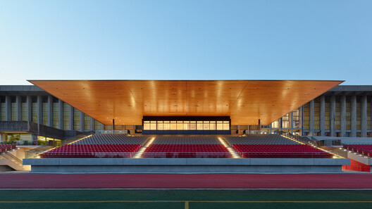 SFU Stadium / Perkins&Will - Image 7 of 19