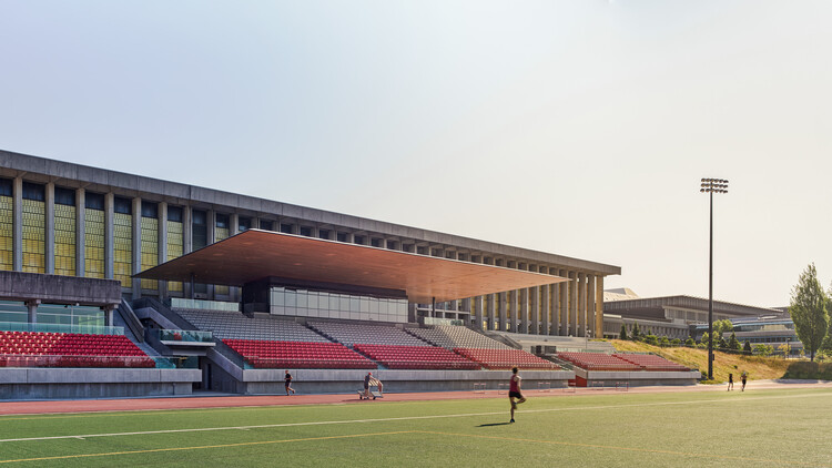 Estádio SFU / Perkins+Will - Fotografia de Exterior