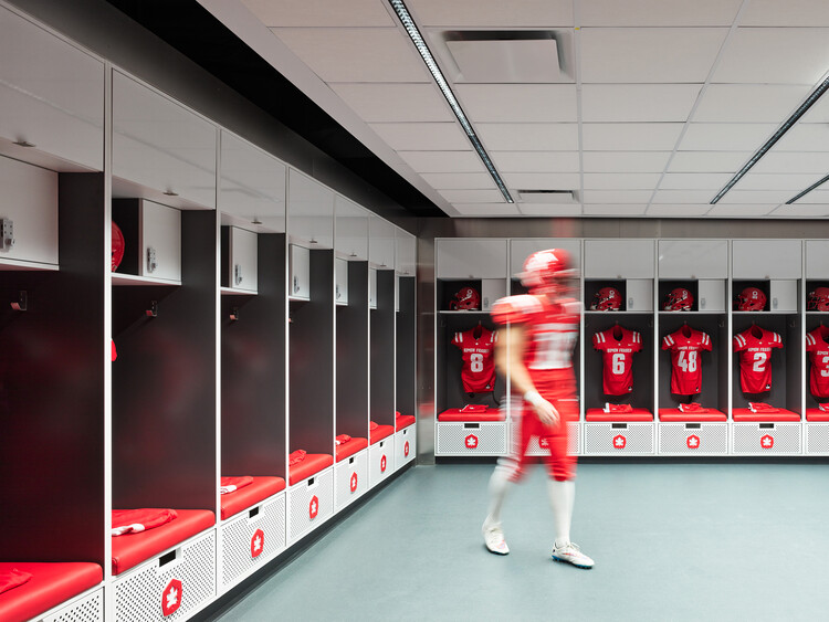 Estádio SFU / Perkins+Will - Fotografia de Interiores, Armário