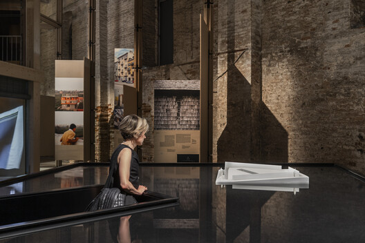 Carlo Ratti Associati and Höweler + Yoon Launch Floating Plaza "AquaPraça" in Venice on Its Way to COP30 - Image 16 of 22