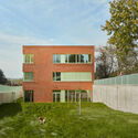 Frič Brothers Elementary School / Atelier 6 - Exterior Photography, Brick