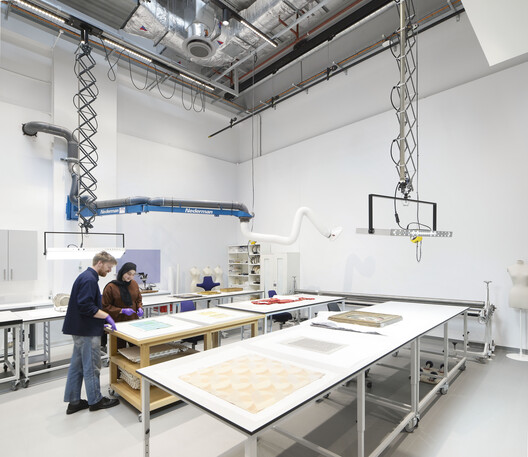 Diller Scofidio + Renfro Completes V&A East Storehouse in Queen Elizabeth Olympic Park - Image 9 of 19