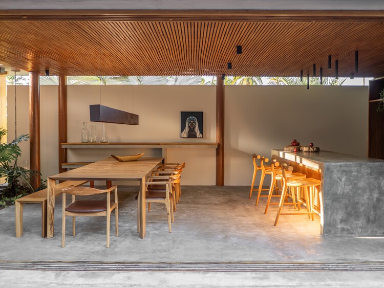 Oòrùn PrimeHouse / PrimeHome Construtora - Fotografia de Interiores, Sala de Jantar, Madeira, Viga