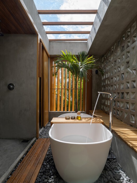 Oòrùn PrimeHouse / PrimeHome Construtora - Fotografia de Interiores, Banheiro, Pia