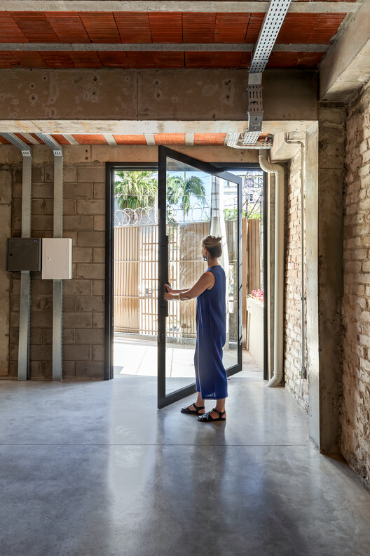 Edifício Dona Eugênia 394 / Tob Arquitetura Edifício Dona Eugênia 394 / Tob Arquitetura - Fotografia de Interiores, Tijolo, Concreto