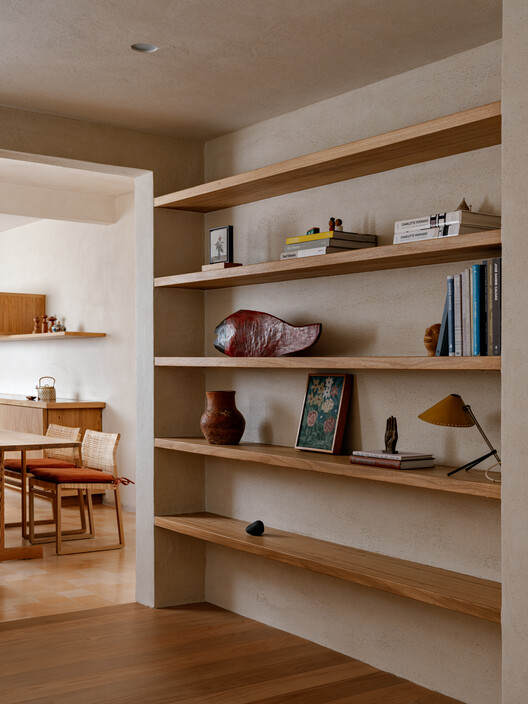 Apartamento Havaí  / Lucas Jimeno Dualde - Fotografia de Interiores, Armário, Prateleira, Madeira