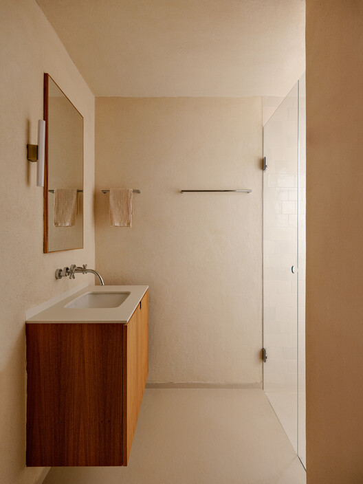 Apartamento Havaí  / Lucas Jimeno Dualde - Fotografia de Interiores, Banheiro, Madeira, Pia