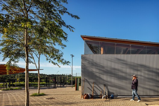 Clube Campinas / UNA MUNIZVIEGAS - Fotografía exterior