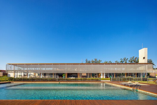 Clube Campinas / UNA MUNIZVIEGAS - Fotografía exterior