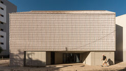 Studentville Housing / ÔCO + andre kong studio