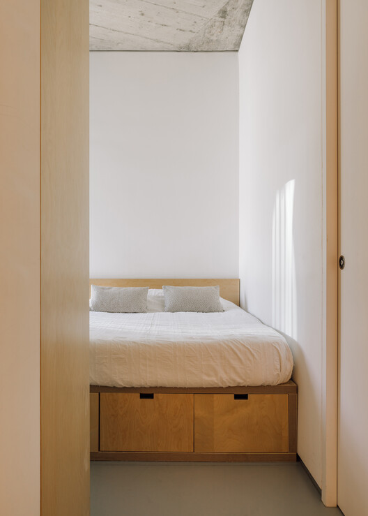 Studentville Housing / ÔCO + andre kong studio - Interior Photography, Bedroom, Bed
