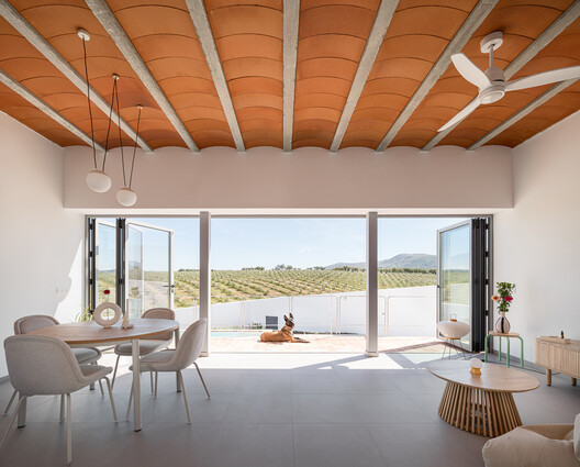 Casa Acordeón / FOR Arquitectura - Fotografía interior, Comedor, Sillas