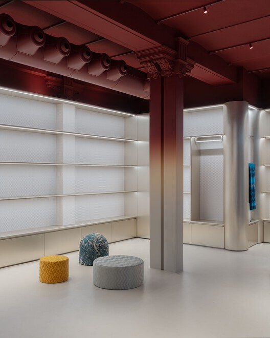 Missoni Home Boutique / Lit Studio - Interior Photography, Closet, Column
