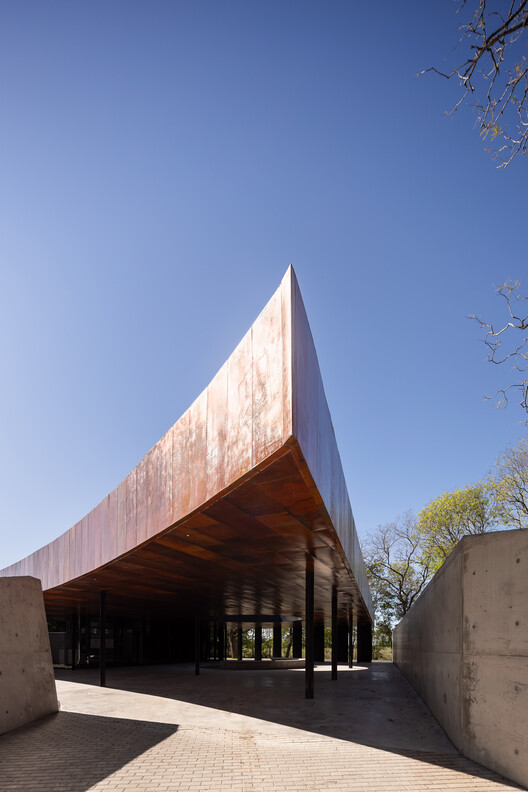 Morgue Judicial para la ciudad de Vera / Oficina de Arquitectura del Poder Judicial Santa Fe - Imagen 10 de 75