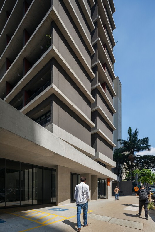 Edifício Frei Caneca / UNA MUNIZVIEGAS - Fotografia de Exterior, Concreto